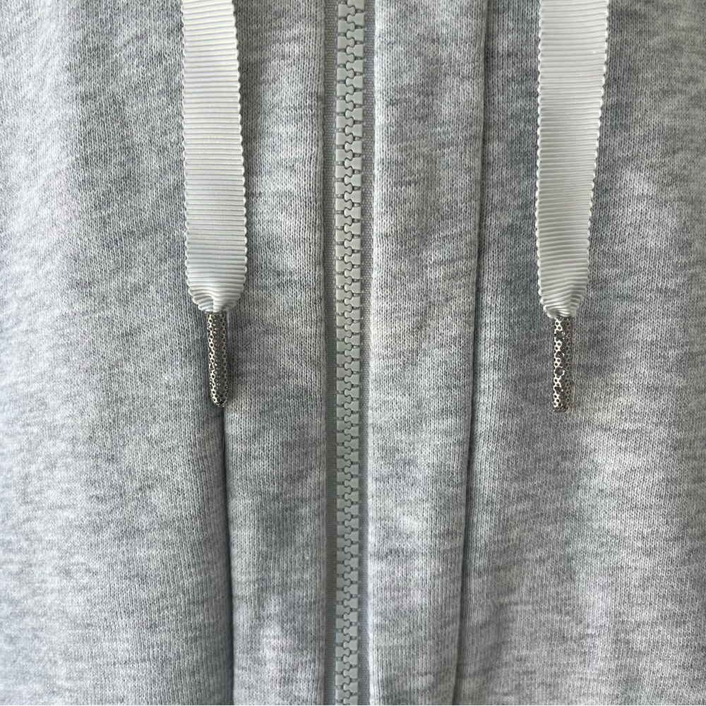 lululemon athletica Gray Hoodie - Picture 4 of 8